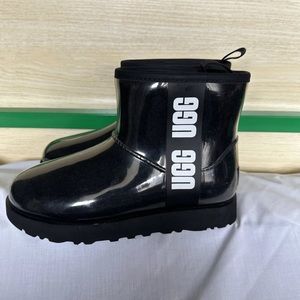NWoT Ugg’s black clear booties vinyl rain boot size 6